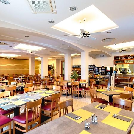 Hotel Angelus Rimini Dış mekan fotoğraf