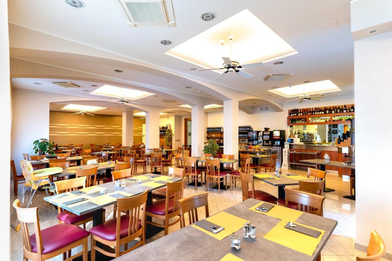 Hotel Angelus Rimini Dış mekan fotoğraf